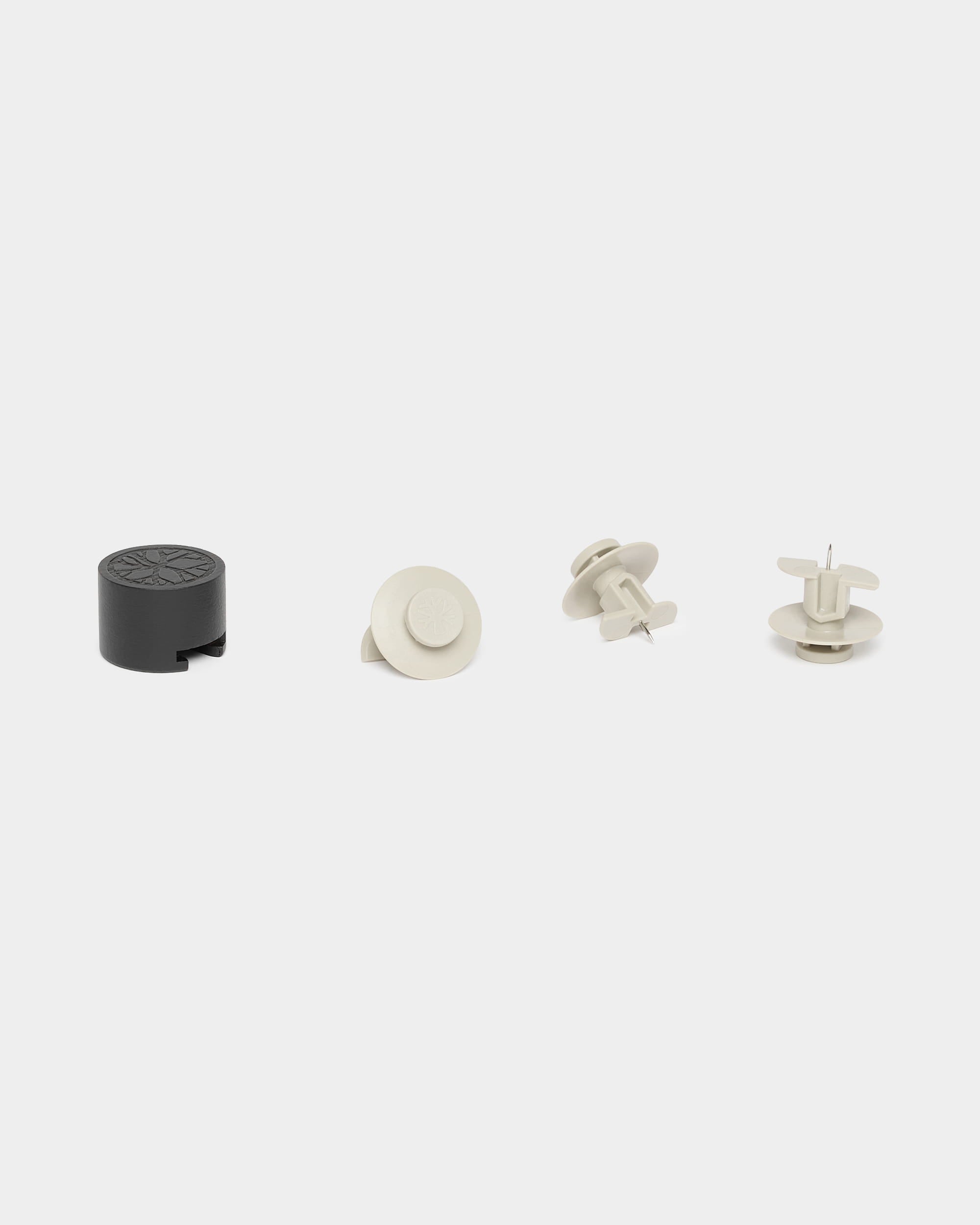 WoodUpp Dupps light set with 3 beige fasteners and 1 tool, designed for Akupanel acoustic panels, shown on a white background.
